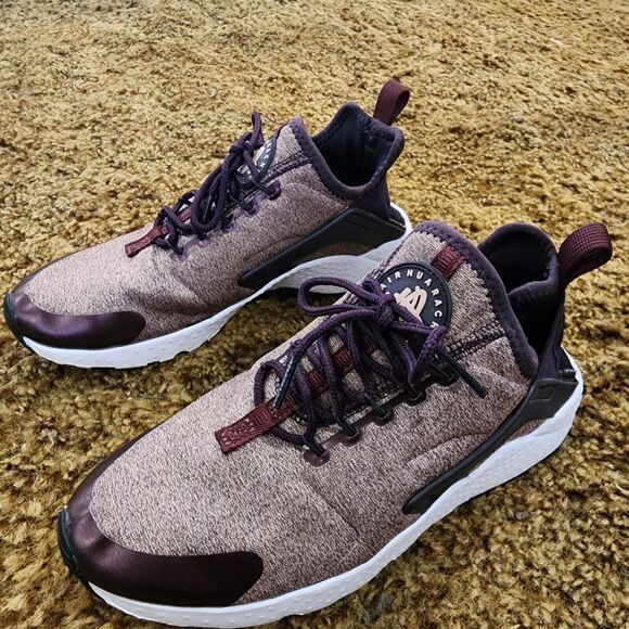 Nike Air Huarache Run Ultra Women's Shoes Burgundy Heather Size‎ 7 - Picture 2 of 7